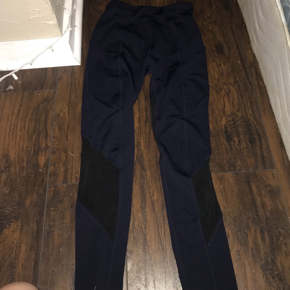 athletic leggings